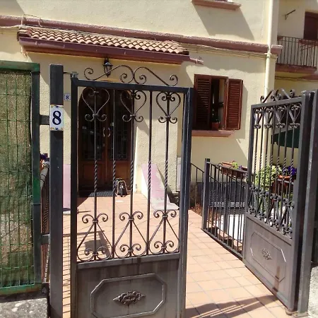 Guest house Puerta Al Pirineo Sabinanigo